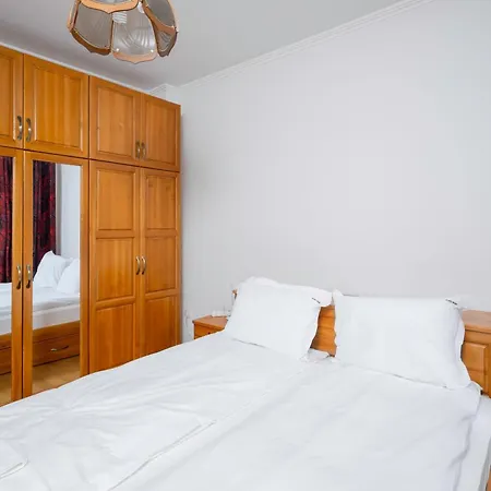 1bd Flat With Desk On Russian Monument Square * סופיה