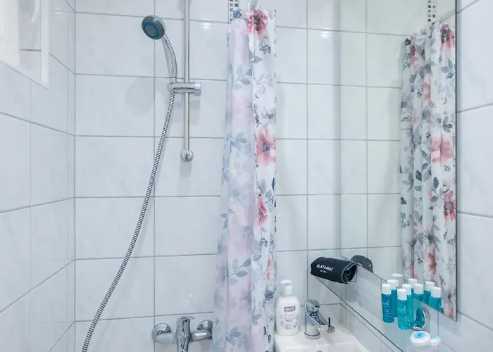 1bd Flat With Desk On Russian Monument Square By Flat Mаnager