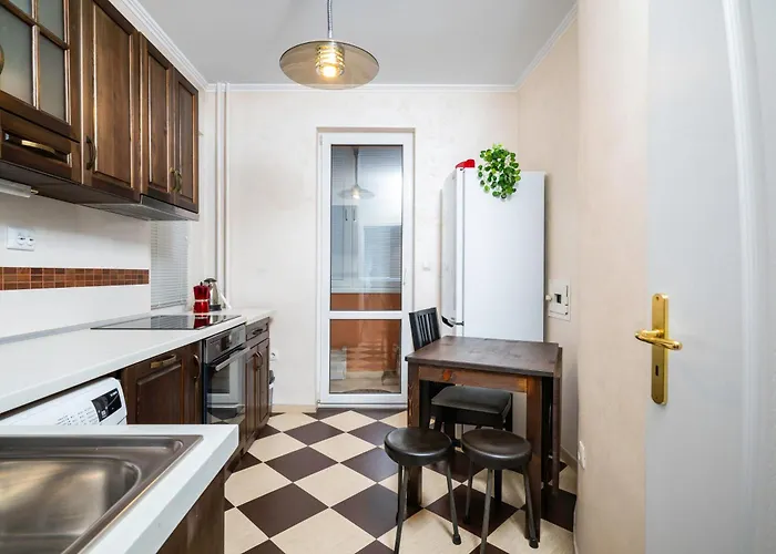 アパート 1bd Flat With Desk On Russian Monument Square By Flat Mаnager ソフィア