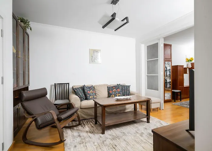 1bd Flat With Desk On Russian Monument Square By Flat Mаnager ソフィア